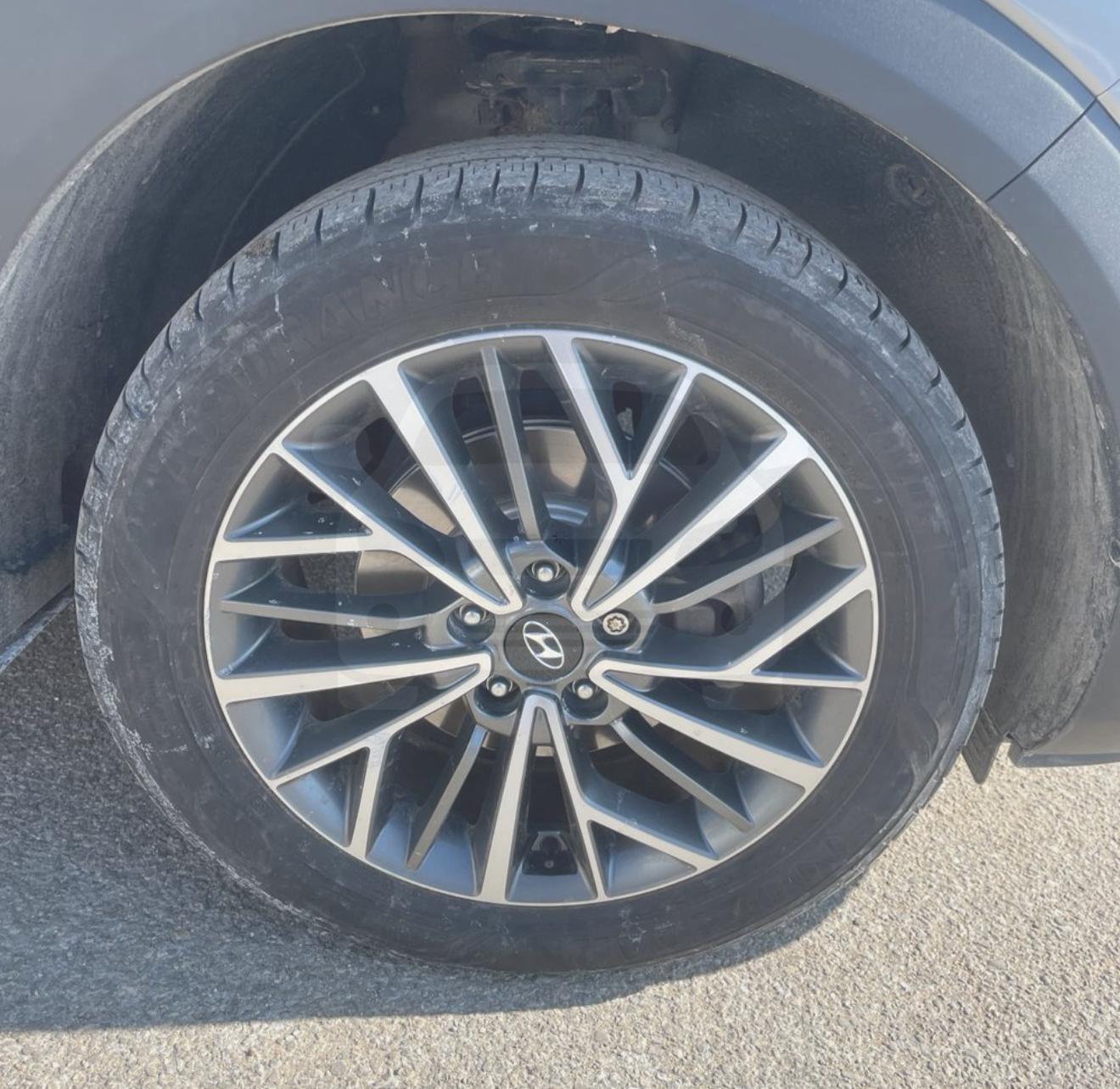 
								HYUNDAI TUCSON LIMITED 2020 full									