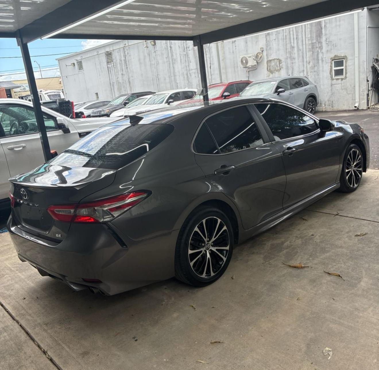 TOYOTA CAMRY LE 2019