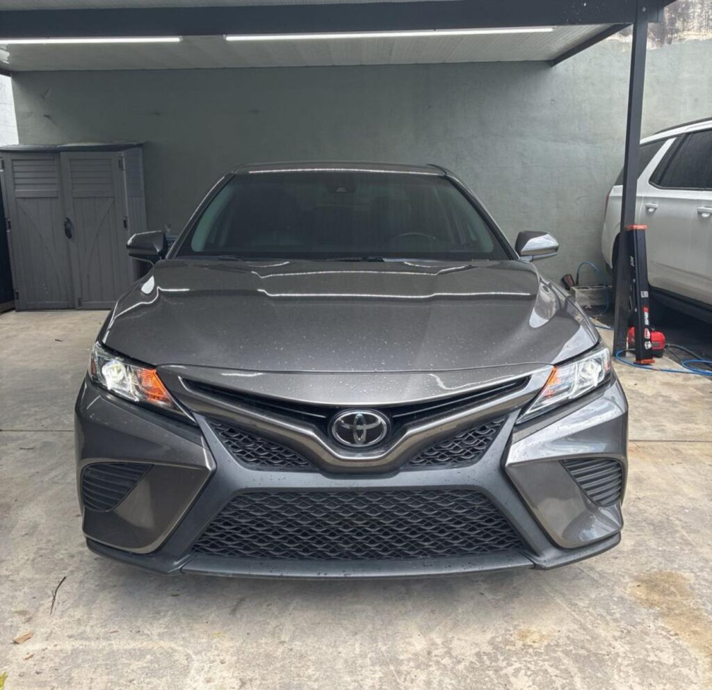 TOYOTA CAMRY LE 2019