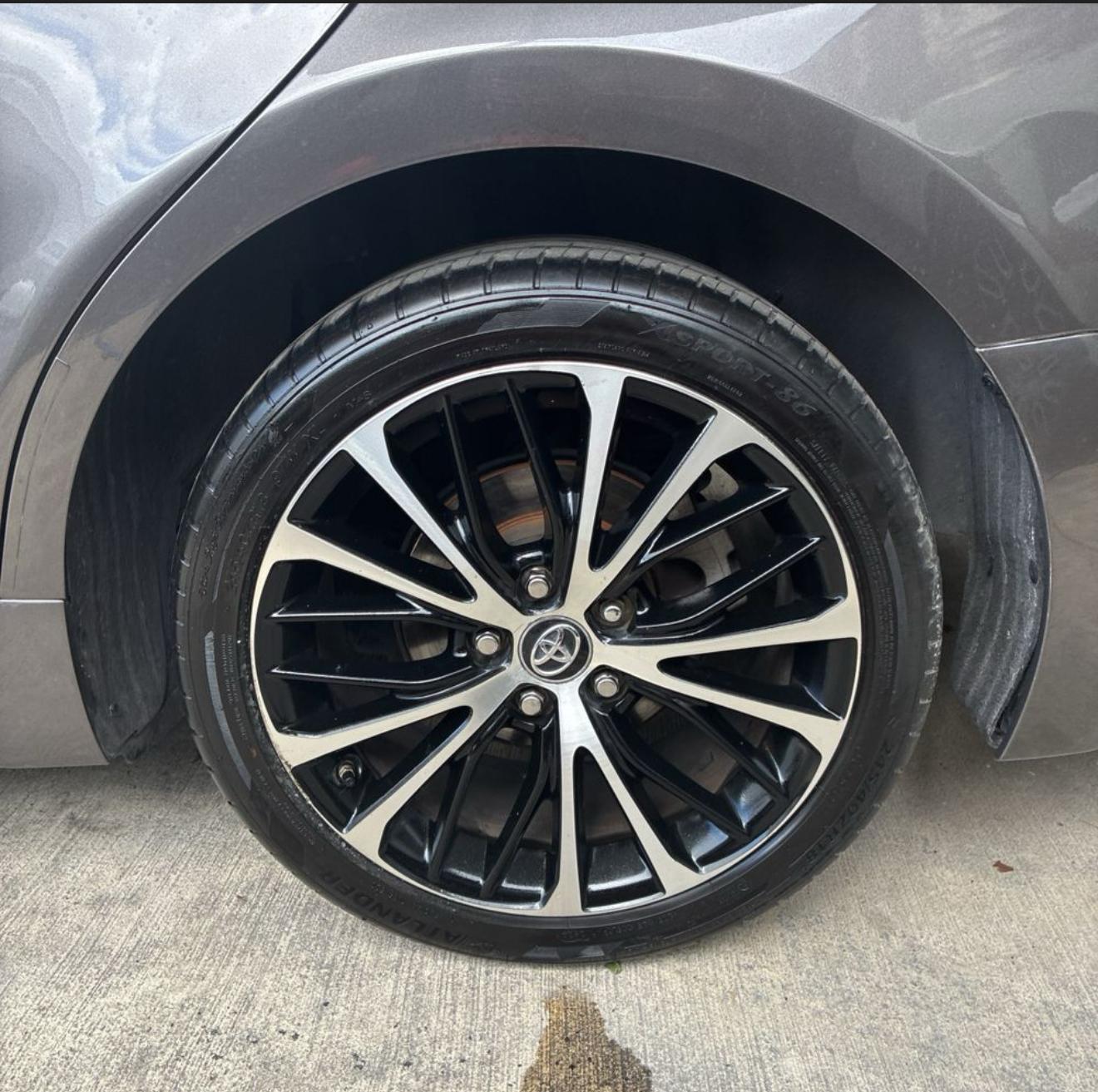 
								TOYOTA CAMRY LE 2019 full									