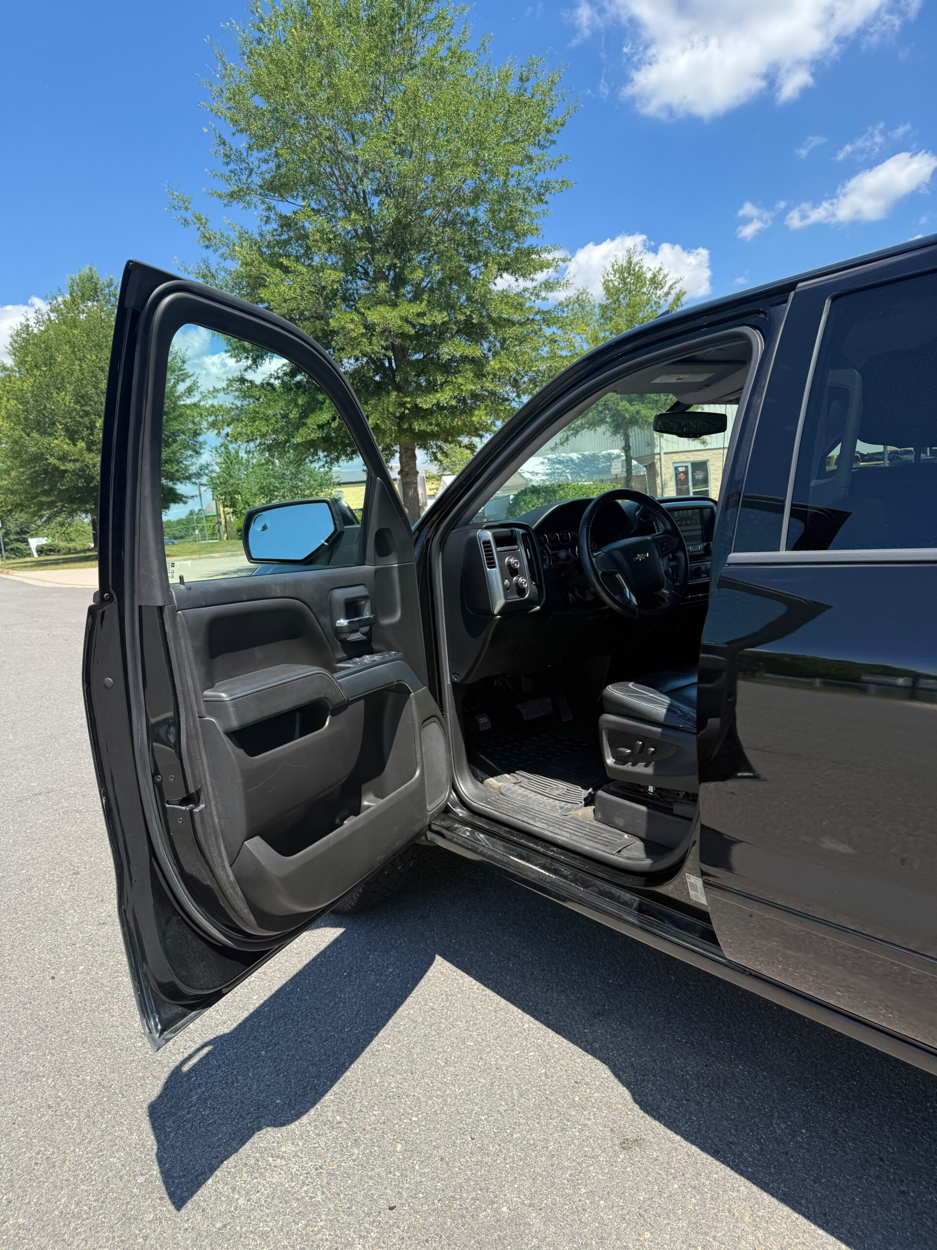 
								CHEVROLET SILVERADO 1500 LT 2018 full									