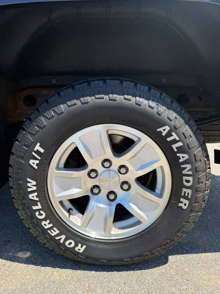 
								CHEVROLET SILVERADO 1500 LT 2018 full									