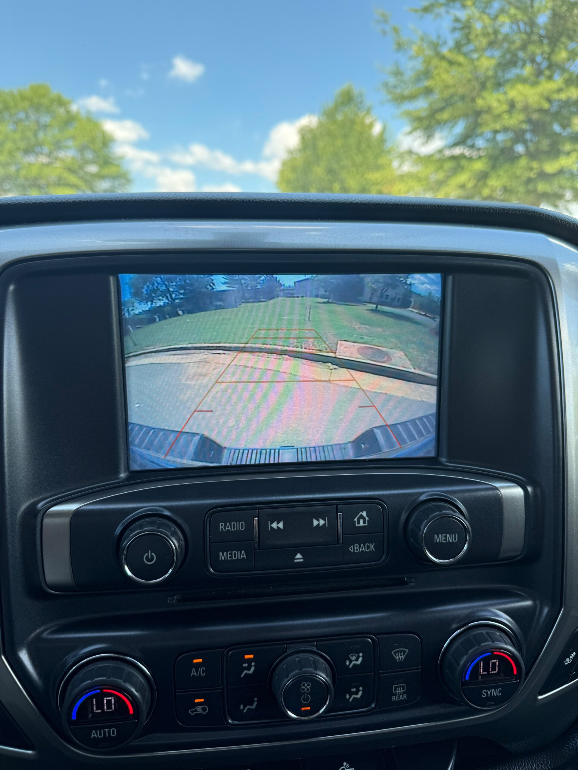 
								CHEVROLET SILVERADO 1500 LT 2018 full									