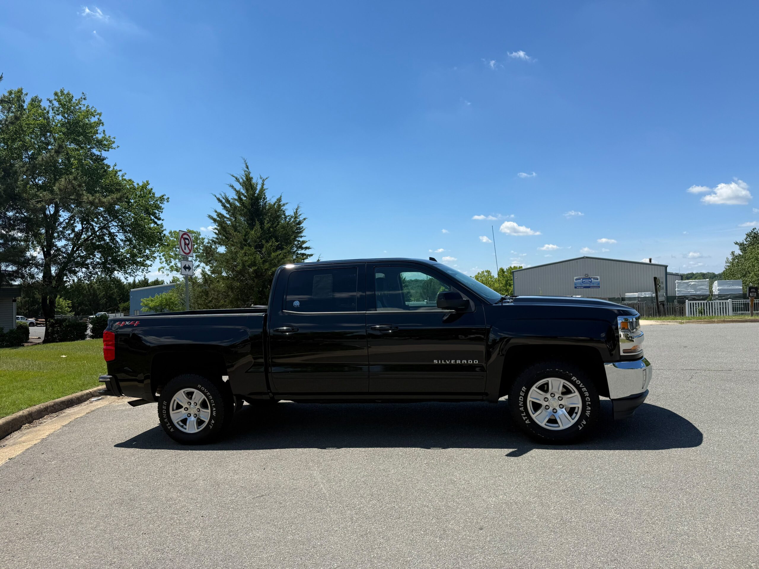 
								CHEVROLET SILVERADO 1500 LT 2018 full									