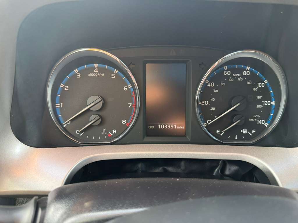 
								TOYOTA RAV4 XLE 2016 full									