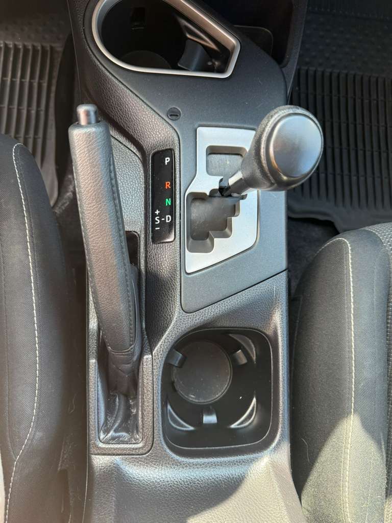 
								TOYOTA RAV4 XLE 2016 full									