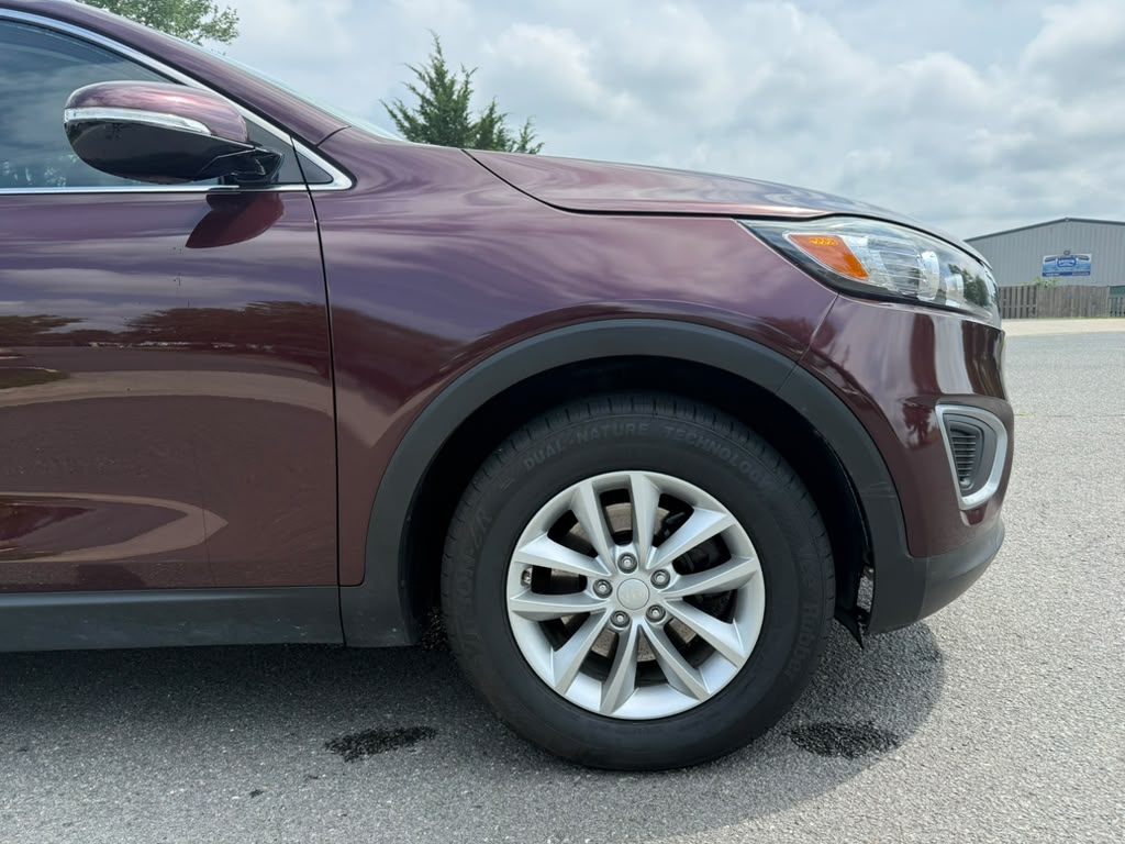 
								KIA SORENTO LX 2018 full									