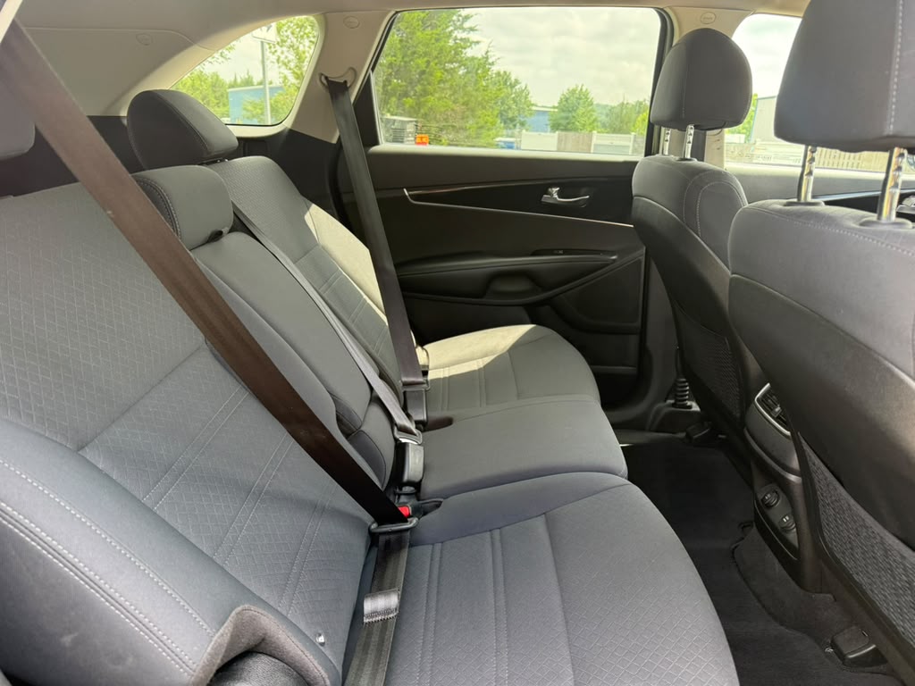
								KIA SORENTO LX 2018 full									