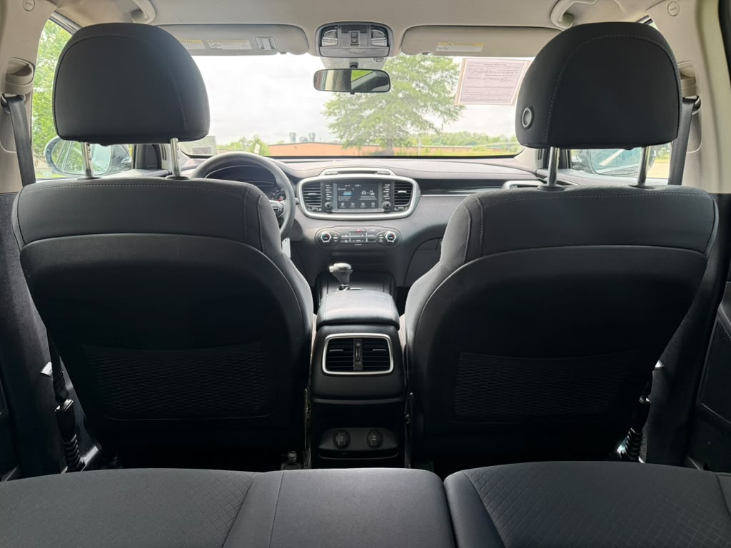 
								KIA SORENTO LX 2018 full									