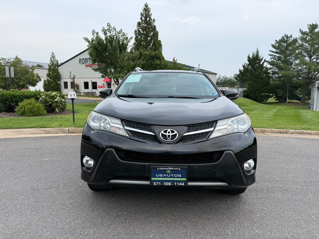 TOYOTA RAV4 XLE 2013