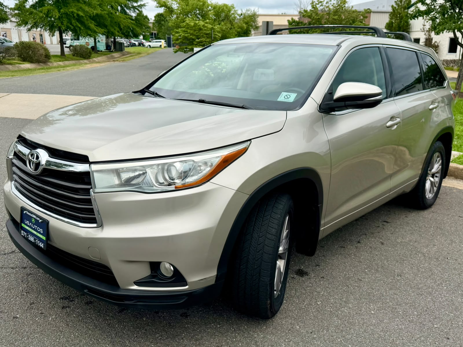 TOYOTA HIGHLANDER LE 2015