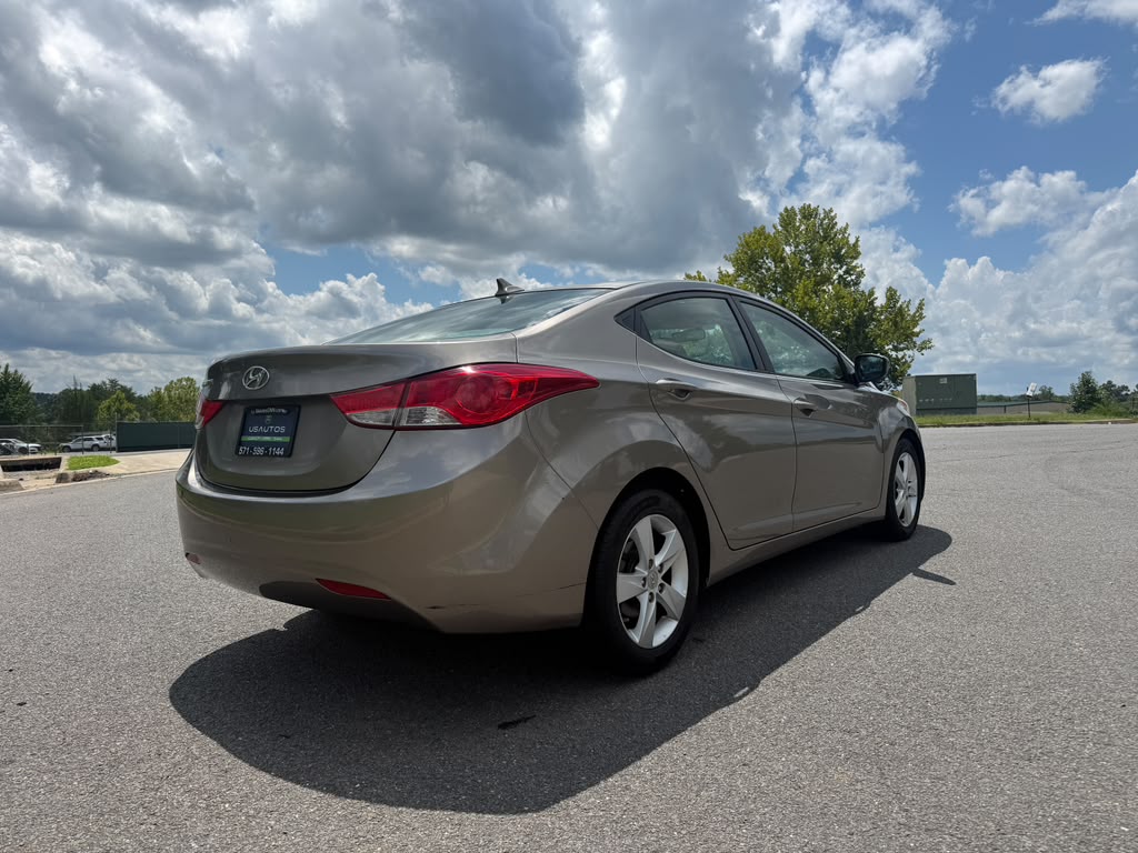 HYUNDAI ELANTRA GLS 2013