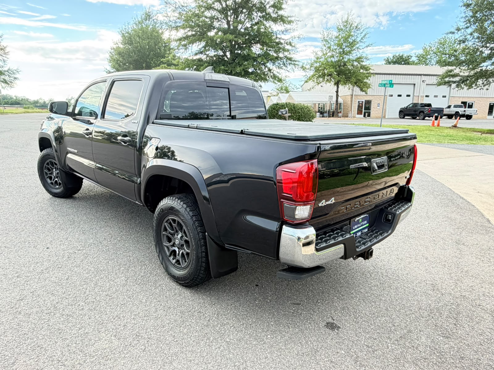
								TOYOTA TACOMA SR/SR5 2018 full									