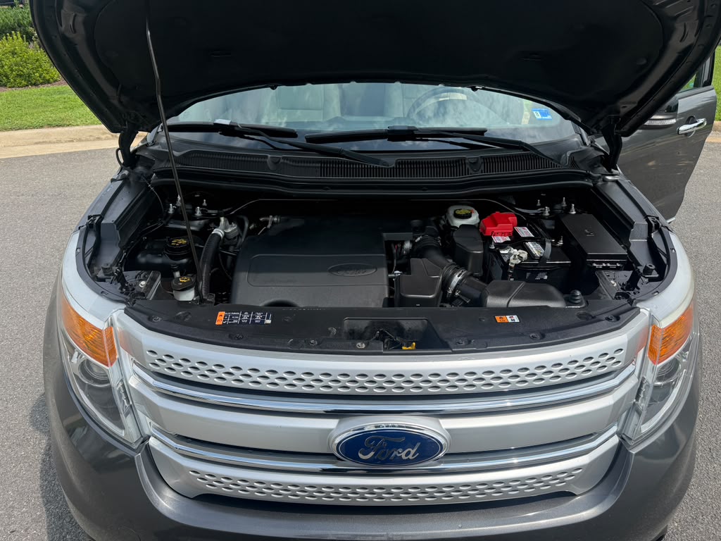
								FORD EXPLORER XLT 2015 full									