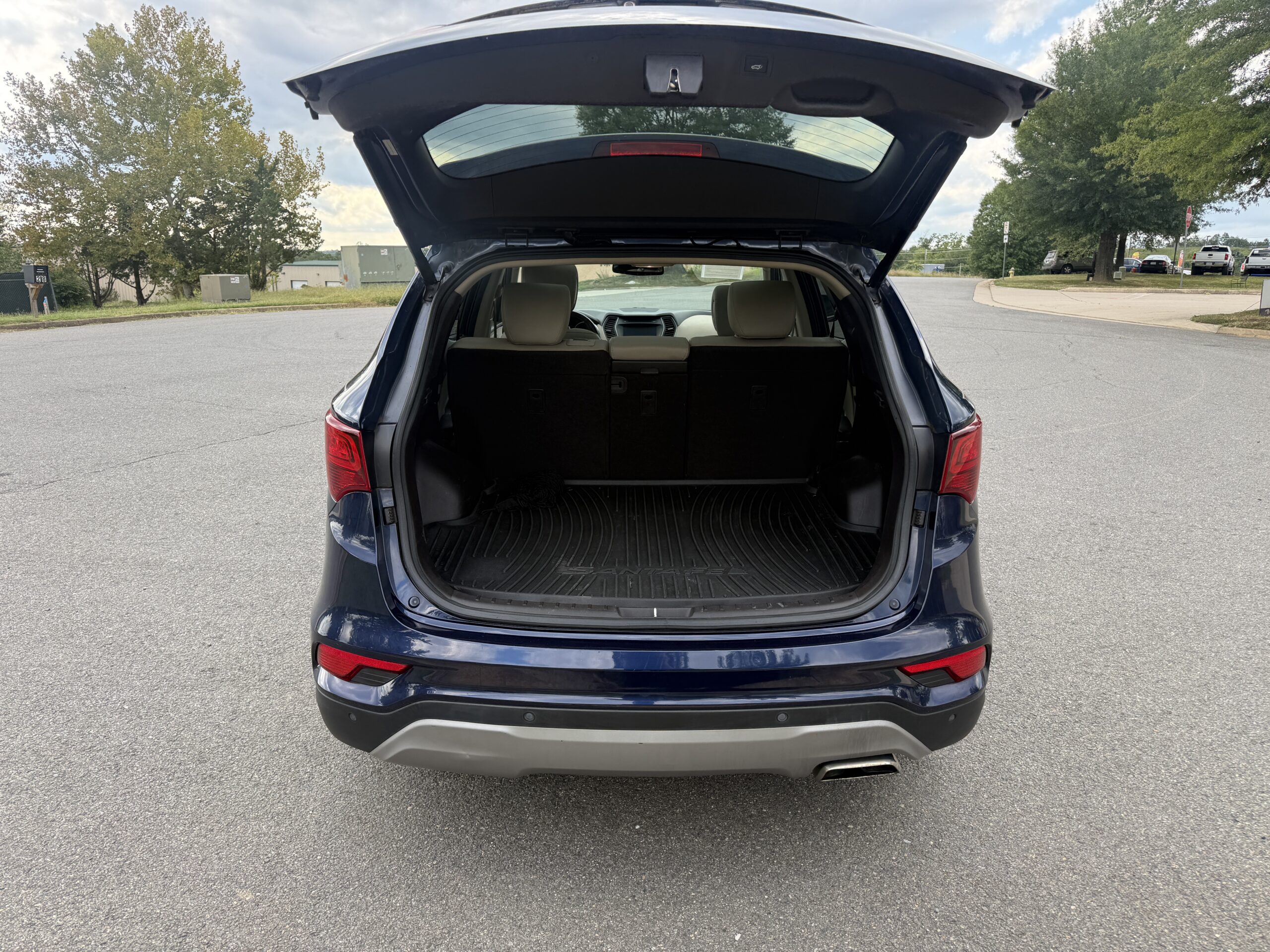 
								HYUNDAI SANTA FE SPORT 2.4L 2017 full									