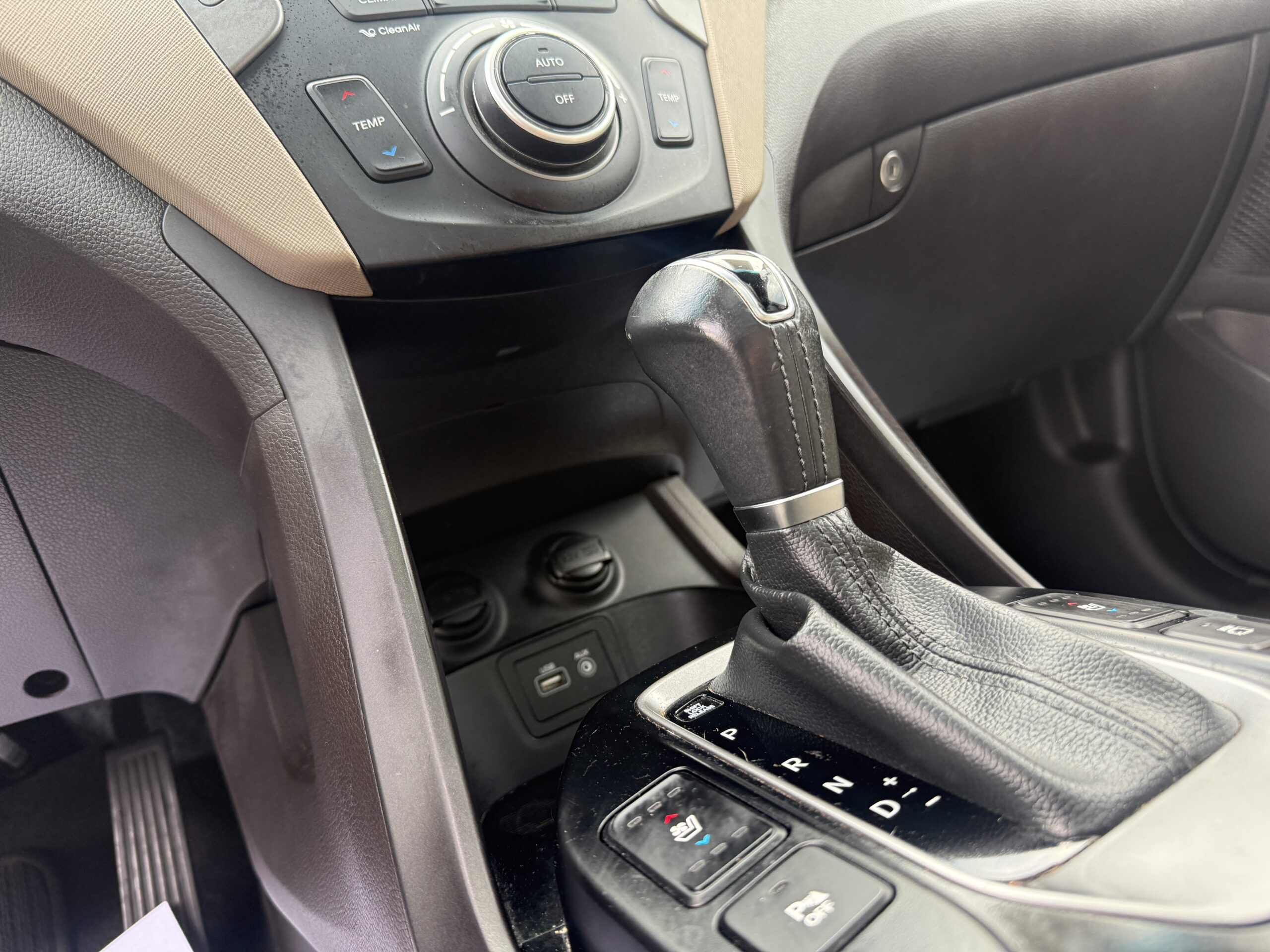 
								HYUNDAI SANTA FE SPORT 2.4L 2017 full									