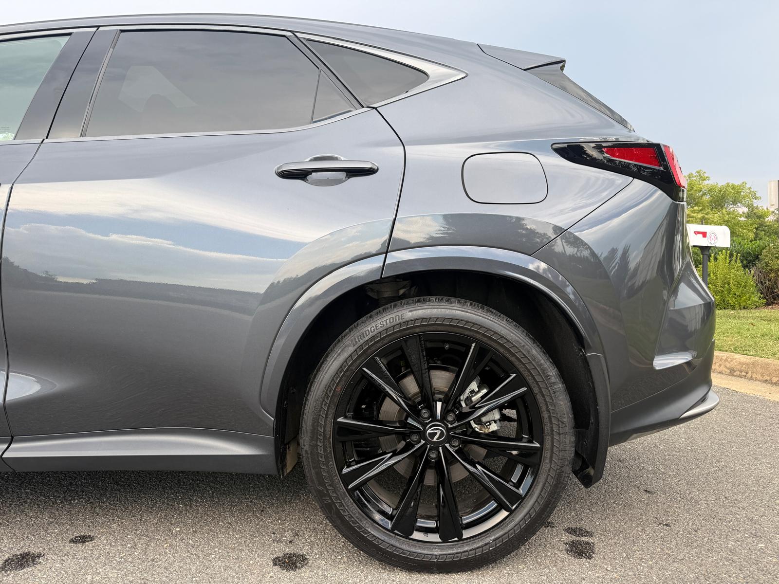 
								LEXUS NX NX 350 F SPORT 2024 full									