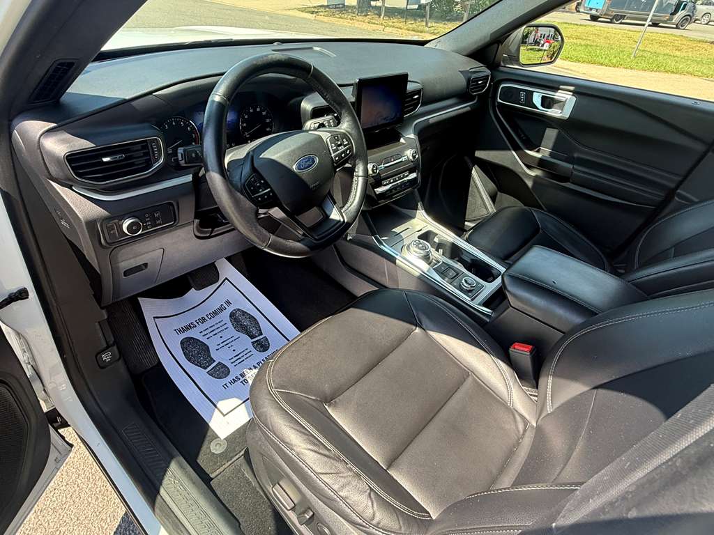 FORD EXPLORER XLT 2020 full