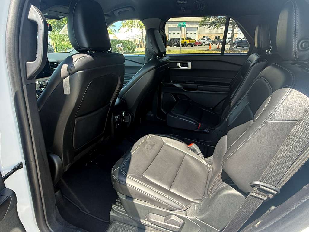 FORD EXPLORER XLT 2020 full