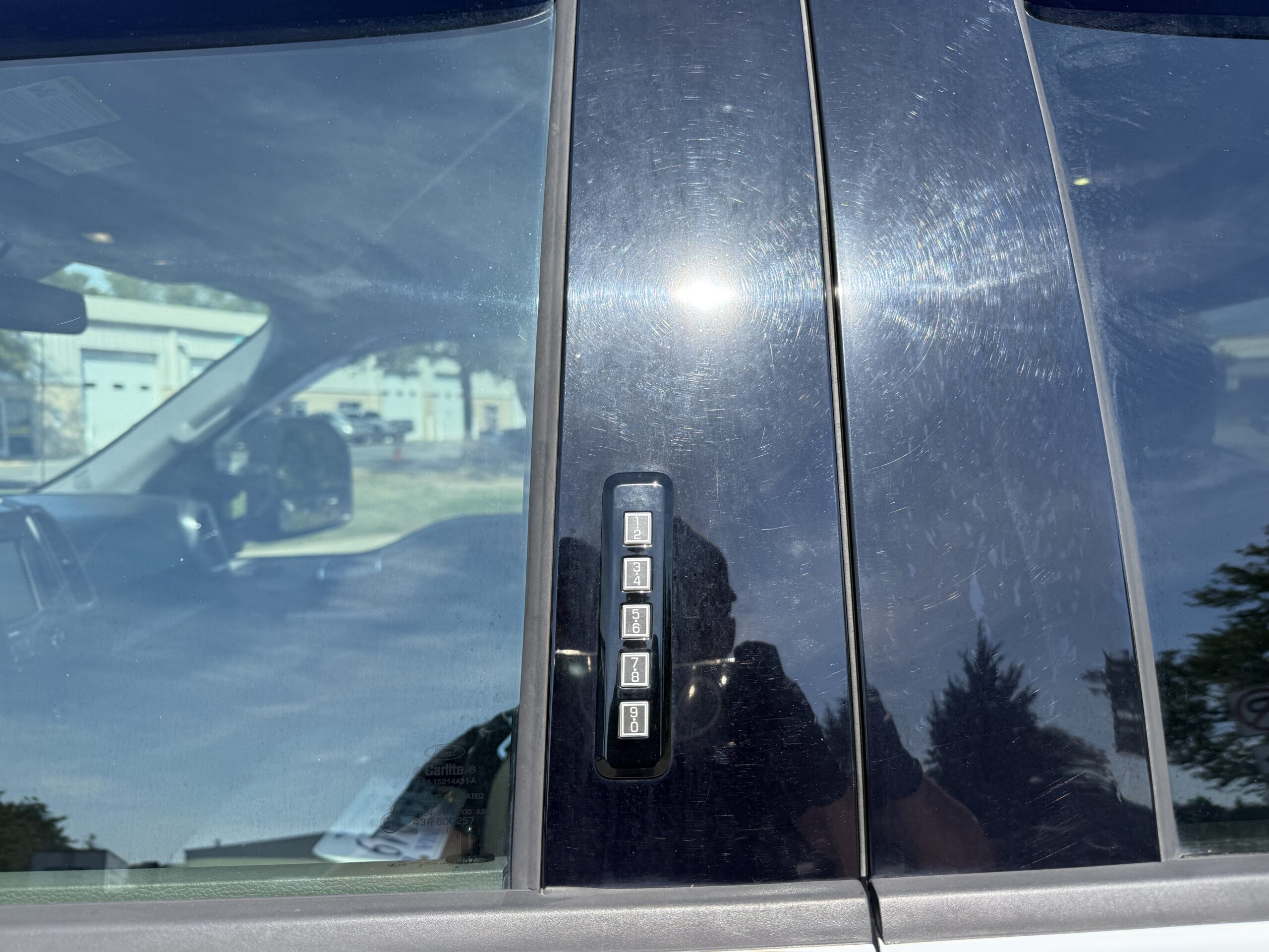 
								 FORD F-150 XLT 2015 full									