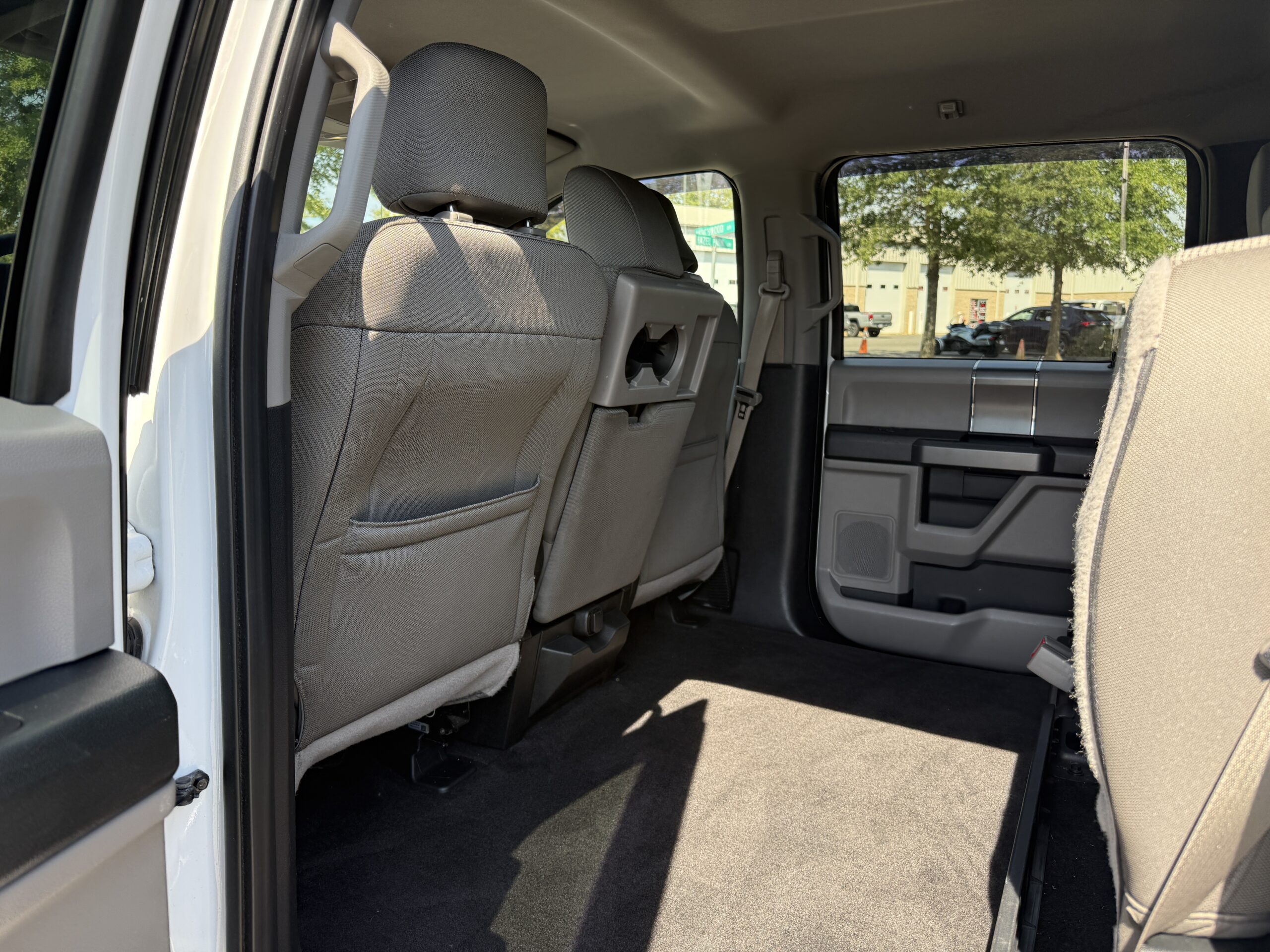 
								 FORD F-150 XLT 2015 full									