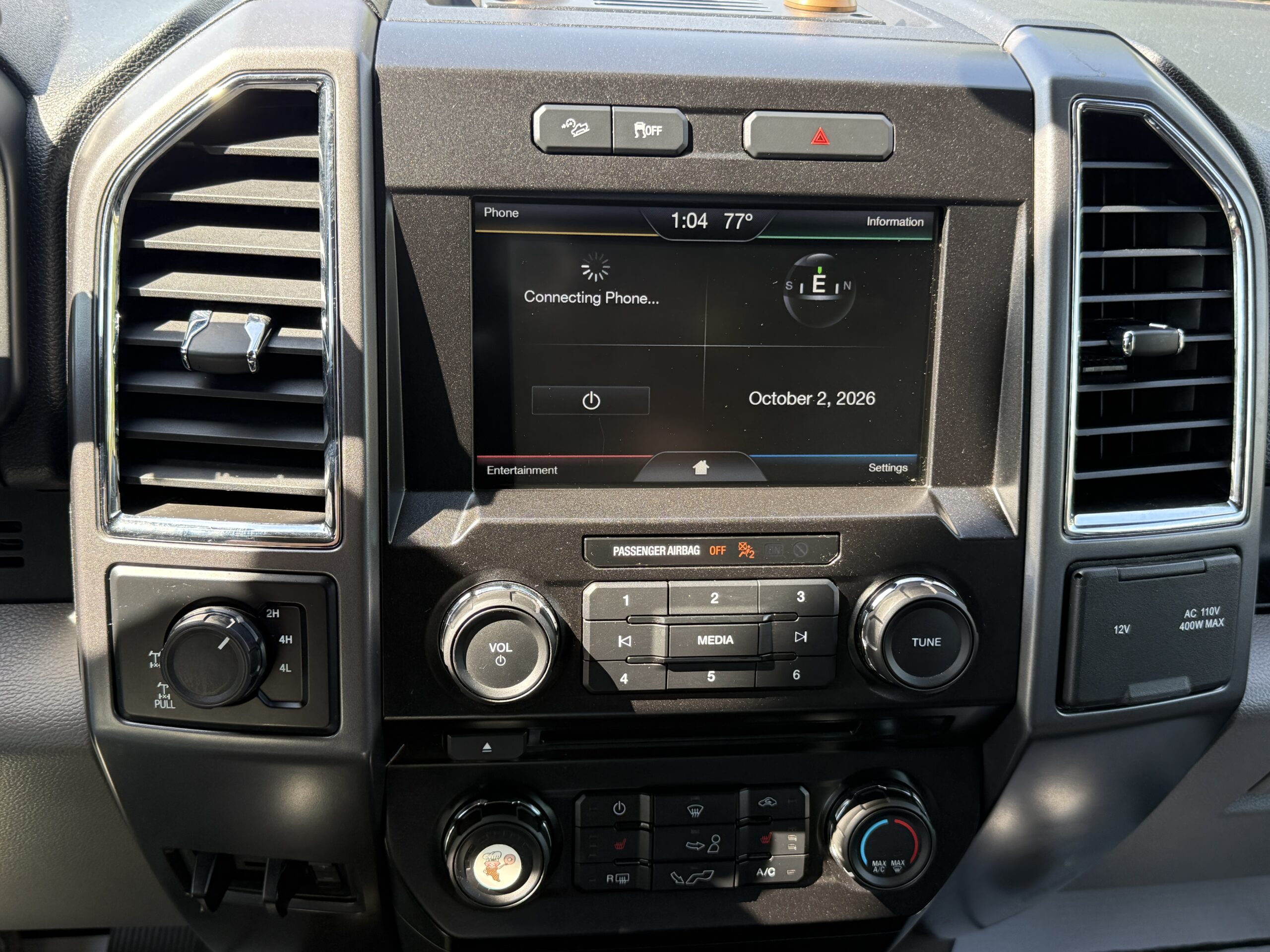 
								 FORD F-150 XLT 2015 full									