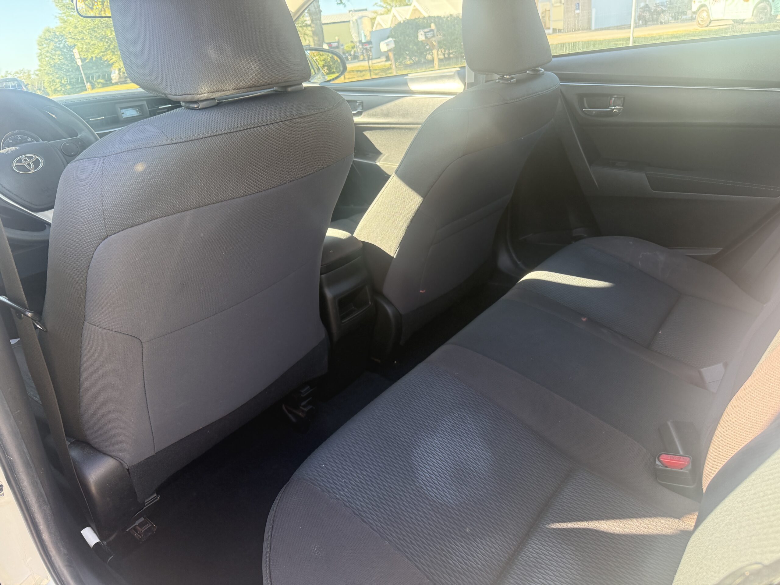 
								TOYOTA COROLLA LE 2019 full									