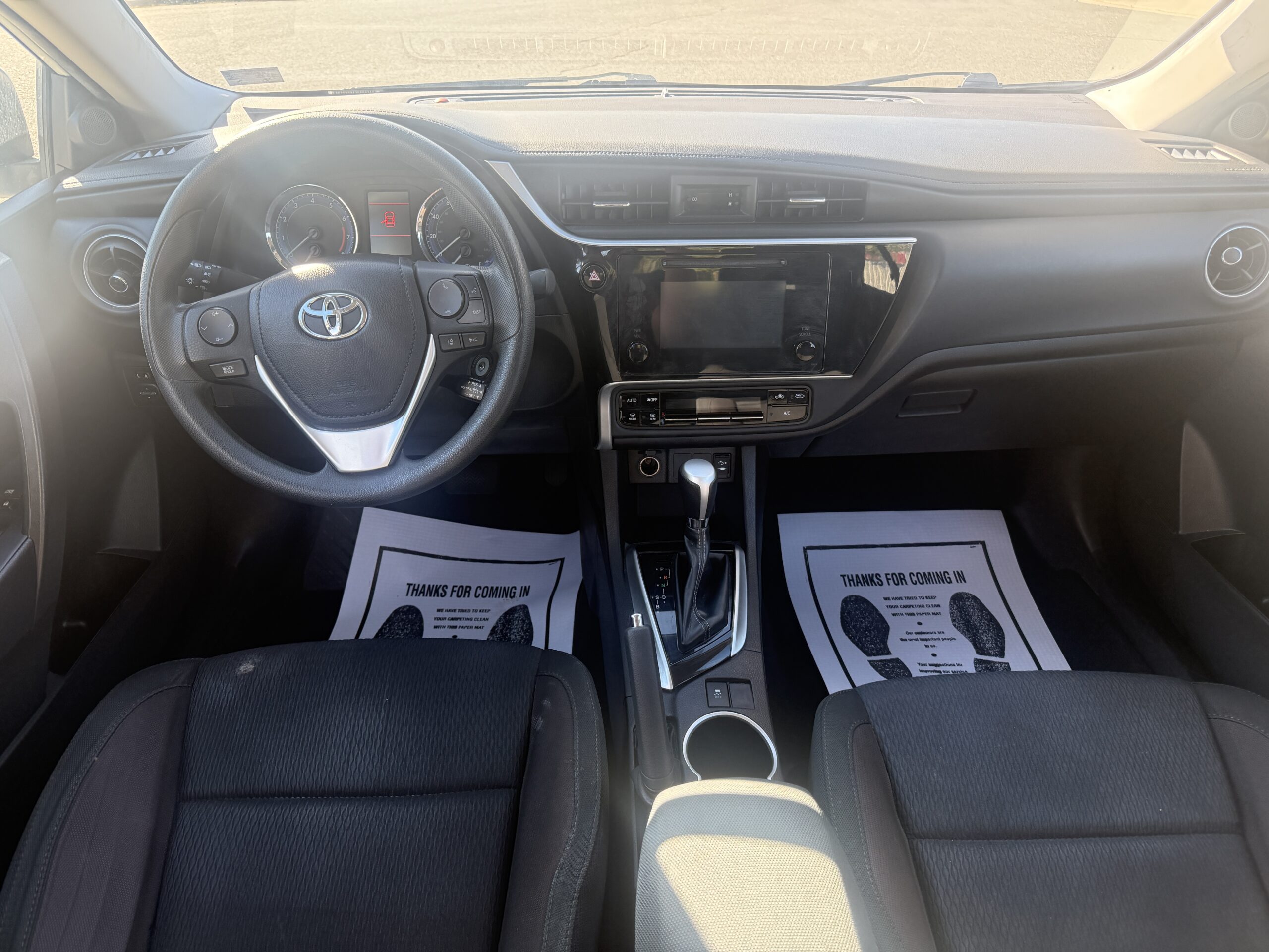 
								TOYOTA COROLLA LE 2019 full									