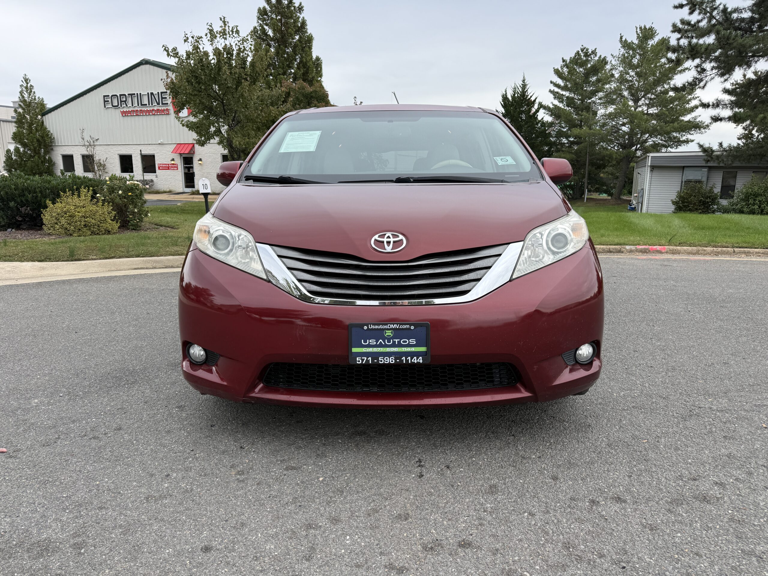 
								TOYOTA SIENNA LIMITED PREMIUM 2012 full									