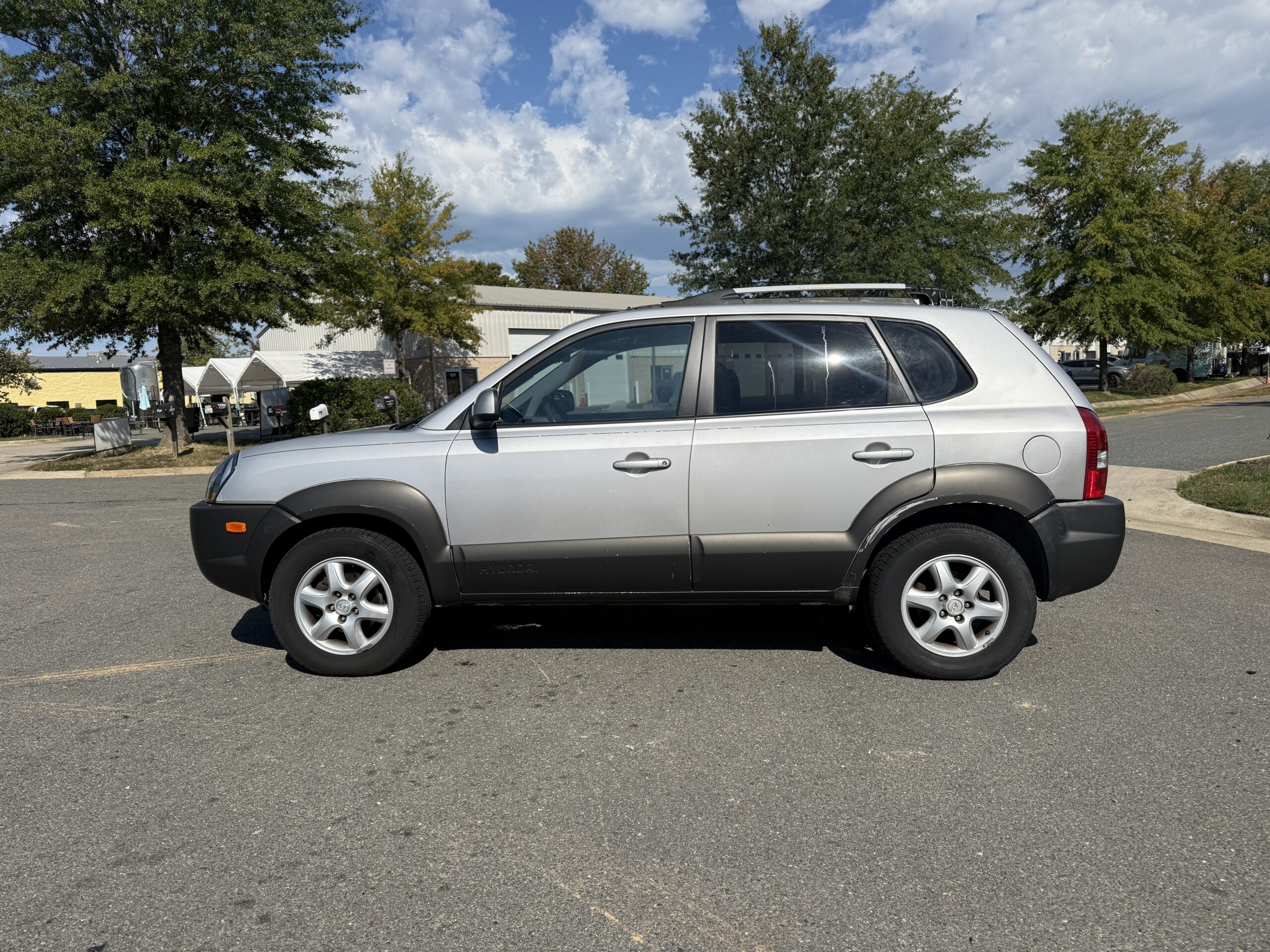 
								HYUNDAI TUCSON LX 2005 full									
