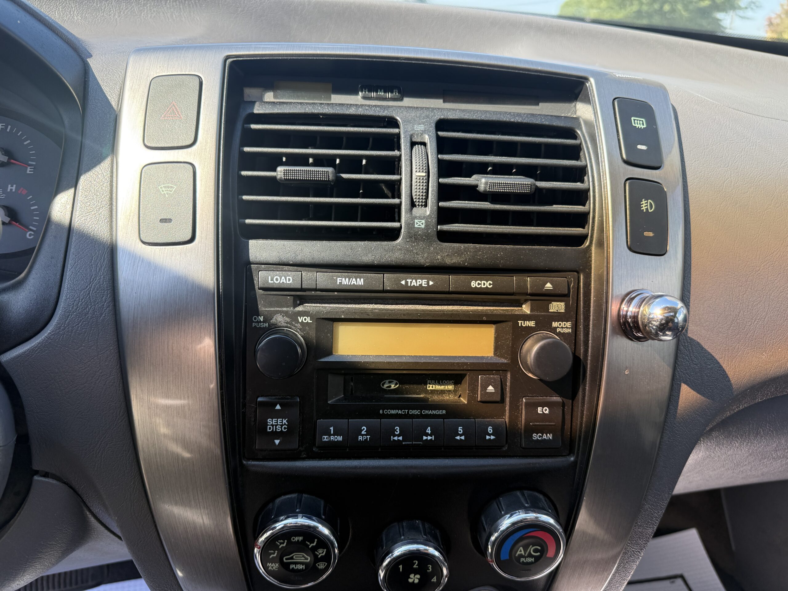 
								HYUNDAI TUCSON LX 2005 full									